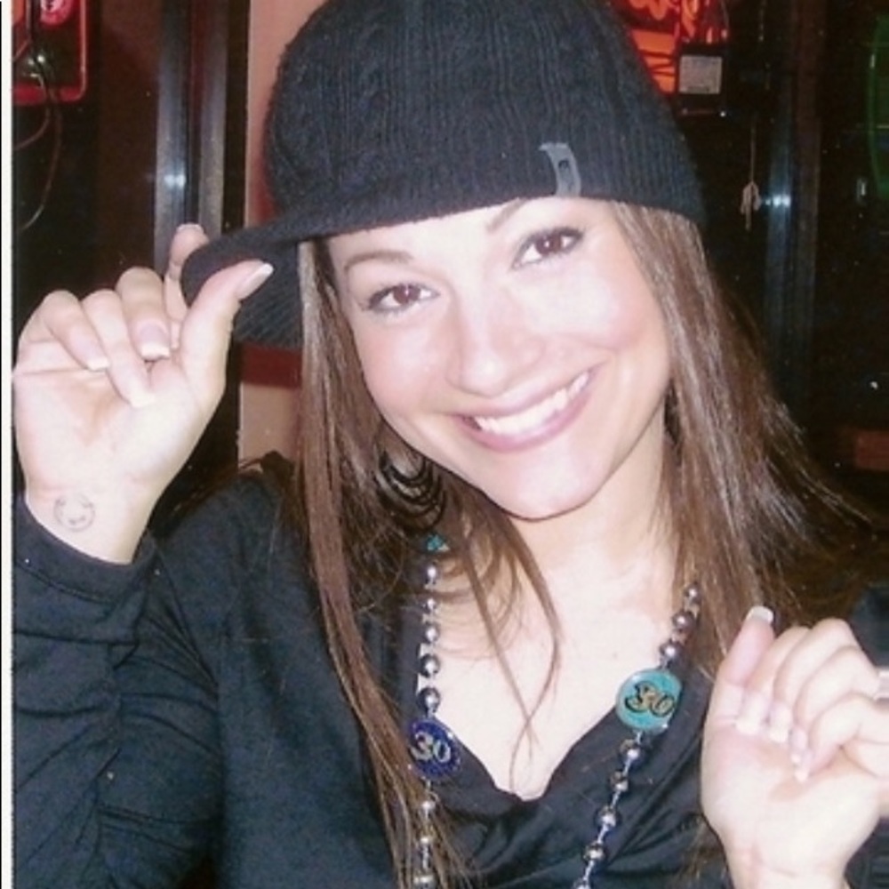 Meet your Posher, Destry